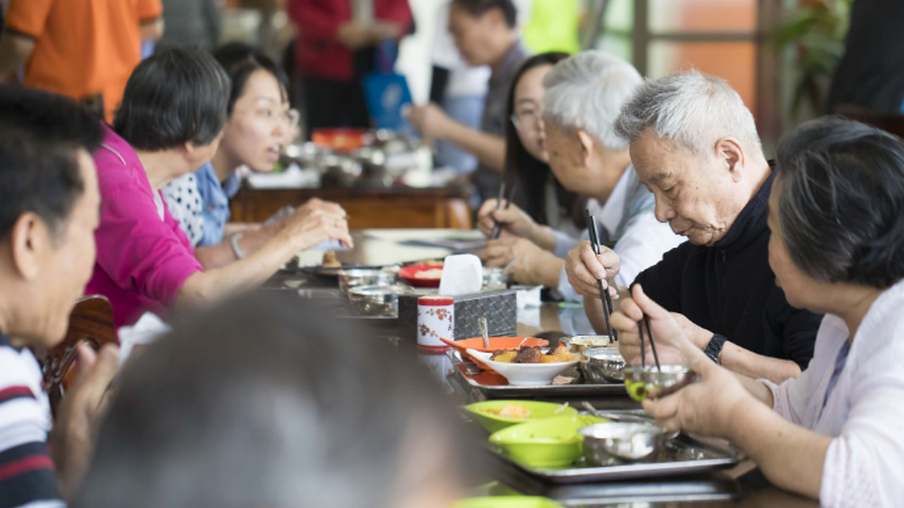 济南市公布101家长者助餐站点  你家附近有没有？